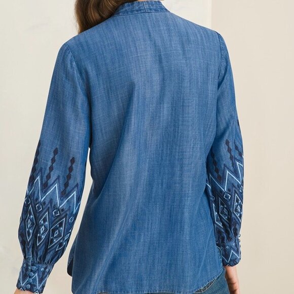 Chico’s Blouse Embroidered-Sleeves V-neck Lightweight Denim Blue 2 =12-14 NWT - Picture 2 of 12